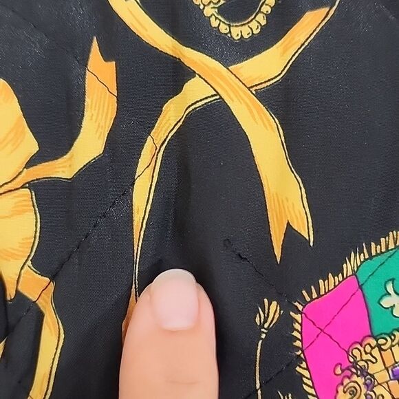 Ann Taylor Vintage Quilted Crown And Bow Printed Cropped Jacket Size 6 - Picture 5 of 8